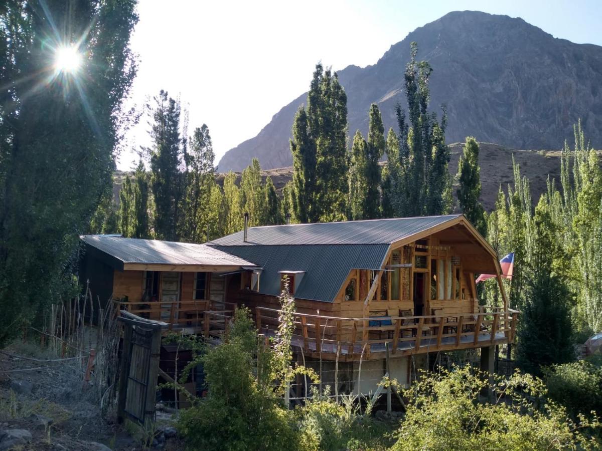 Hostal Crisol Refugio Lo Valdes Экстерьер фото